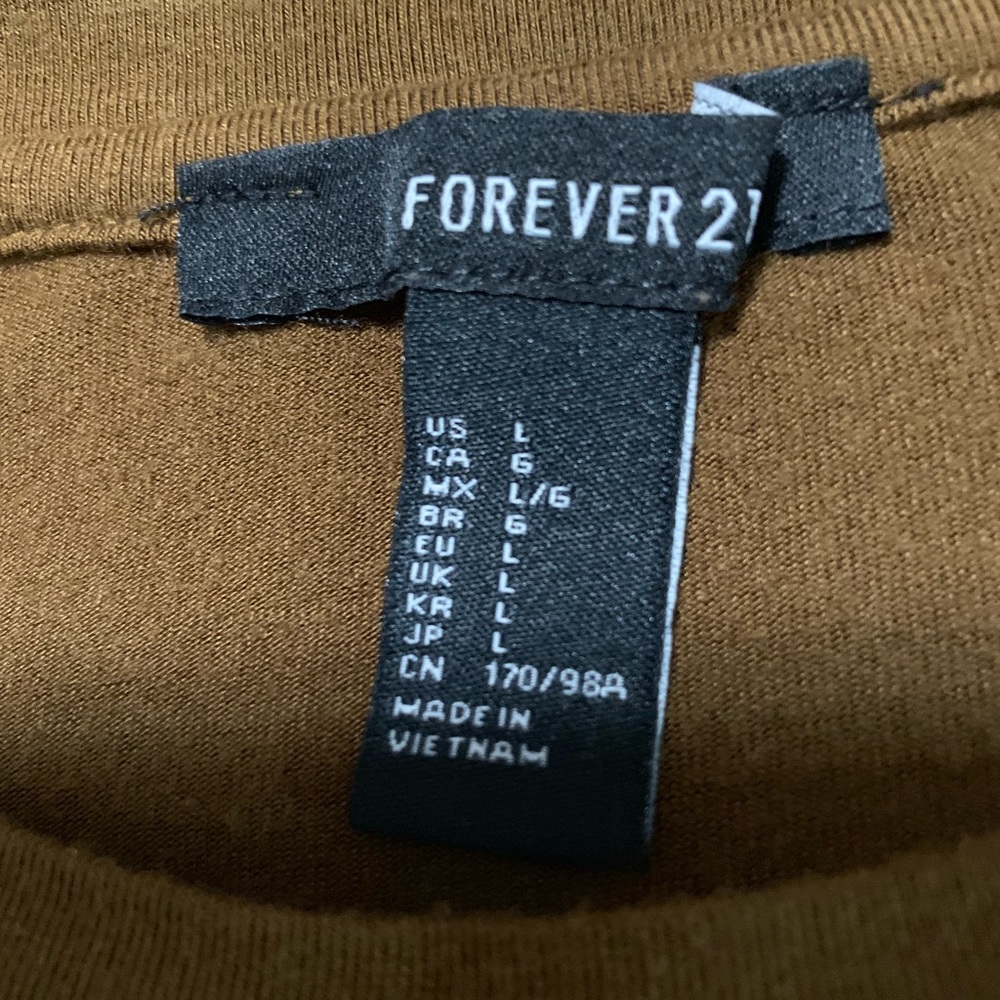 Top - Picture 3 of 3